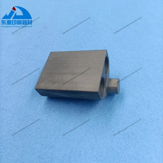 printing-machinery-spare-parts-plate-clamp-pin-794-3022-401-for-komori-ls40-printer-version-clip-positioning-block-7943022401