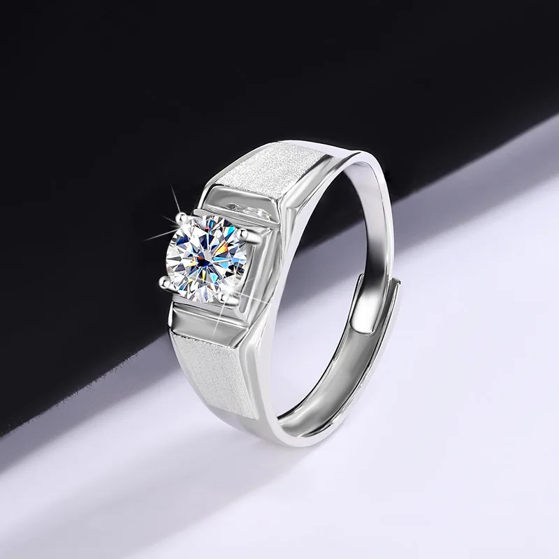 

High-quality silver moissanite diamond ring for men, a bold and powerful men's ring with brushed and frosted finish
