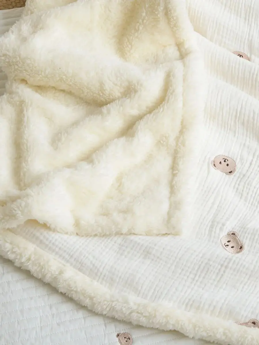 Addensare autunno e inverno coperta comfort per bambini coperta per neonato coperta con motivo ricamato