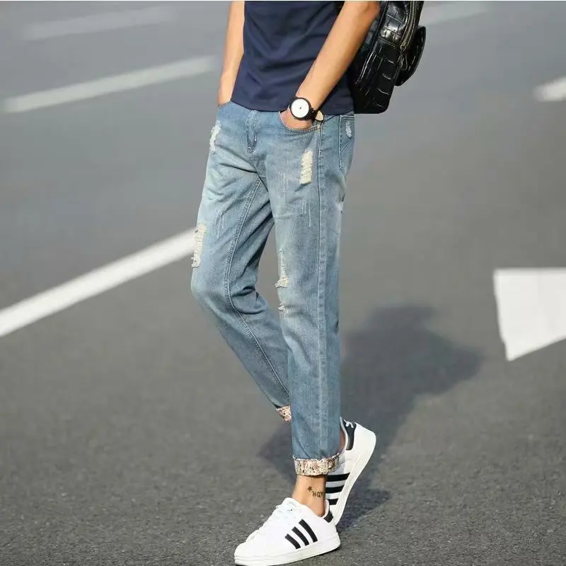 

Summer Thin Light Nine-Tenths Jeans Men's Trendy Slim Fit Casual Hole-Punch Cotton Denim Shorts Youthful Wear Resistant