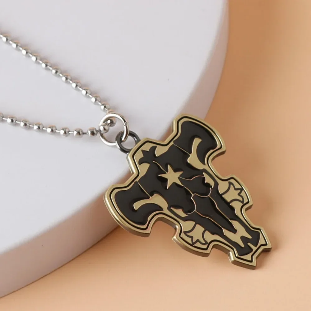 Fashion Cartoon Black Four-leaf Clover Bead Necklace Character Logo Clavicle Chain Men\'s and Women\'s Trend Pendant Accessories