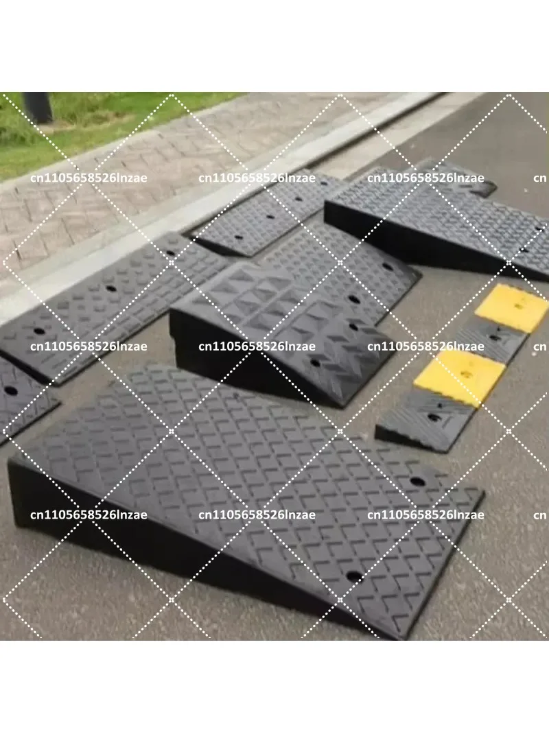 Heavy Duty Rubber Curb Ramp for Driveway Garage Slope Threshold, Non-Slip Wheelchair Access Ramp