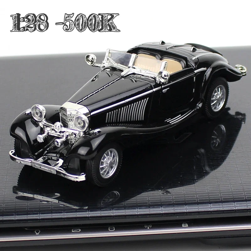 

1:28 Vintage Car Retro 500K Car Model Static Collection Gift Cake Ornaments Diecast Alloy Car Model Collectible
