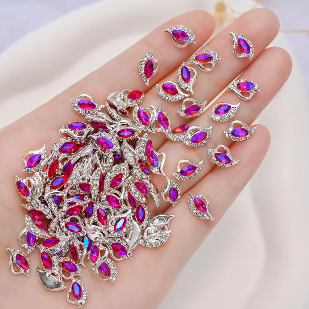 10 sztuk 3D aluminiowe zawieszki do paznokci luksusowe gwiazda księżyc akcesoria brokat Rhinestone części do paznokci materiały artystyczne do
