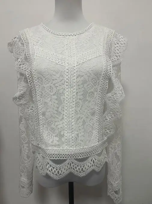 

Top Women 2025 Spring Autumn New Solid Color Basic Sexy Hollow Out Lace Patchwork Long Sleeved Riund Neck Casual Shirt Top