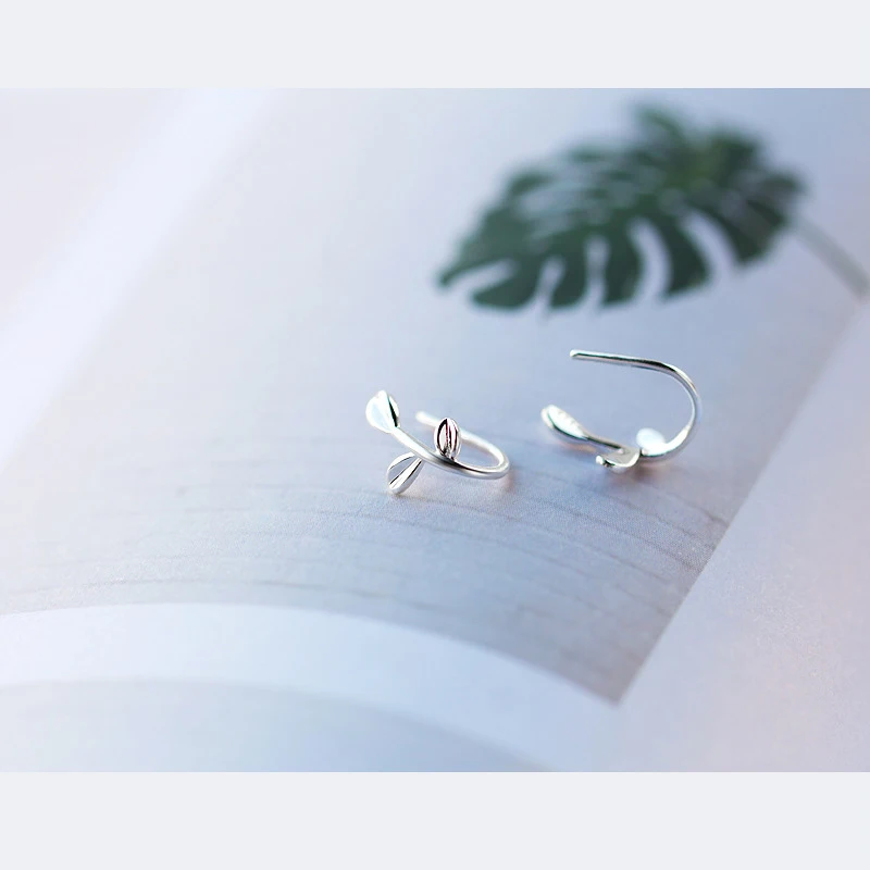 Modian อินเทรนด์ Tiny Simple Tree Leaf Charm เครื่องประดับ 925 เงินสเตอร์ลิงรอบ Hoop ต่างหูสำหรับผู้หญิงเครื่องประดับของขวัญ