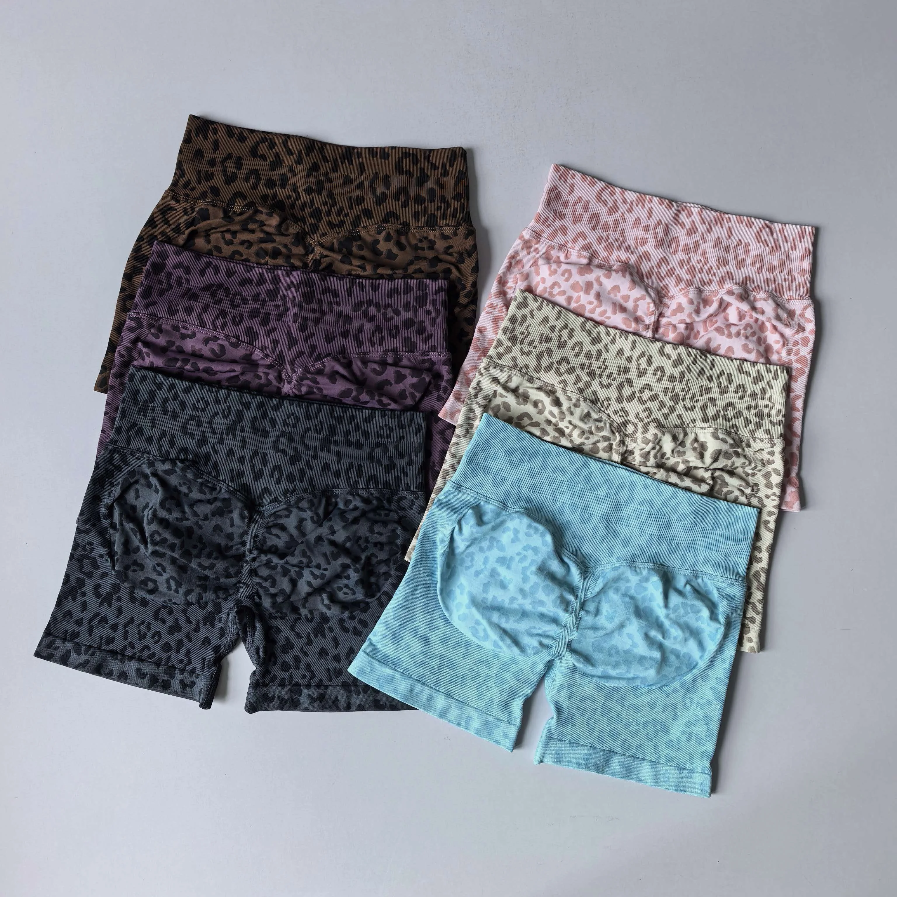 Sexy Leopard Print Yoga Gym Summer High Waist Hip Lift Seamless Sports Fitness Peach Three-quarter Pants Tight Fitness Shorts
