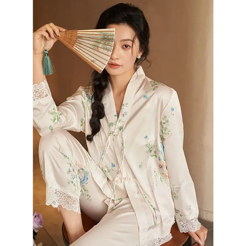 Chinese National Style Two Pieces Ice Silk Pajamas for Women Spring Autumn Fashionable Green Long Sleeved Pants Home Clothing