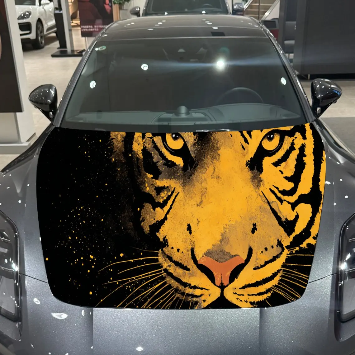 

Наклейка на капот автомобиля Wild Tiger Gaze, самоводонепроницаемая наклейка из ПВХ, яркие внешние аксессуары для автомобиля, декор, защитный подарок для любителей автомобилей