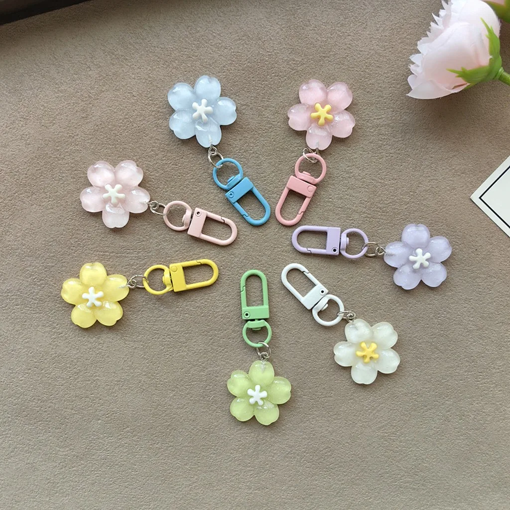 Jelly Sakura Keychain Girlish Translucent Sakura Charm Glitter Flower Bag Charm Three-Dimensional Couple Key Organizer For Key