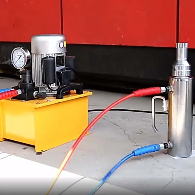 

Front Clip QYC 140 QYC 270 Post Tensioning Equipment Mono Strand Jack 20 Ton Hydraulic Jack 30 Tons Prestressing Jack