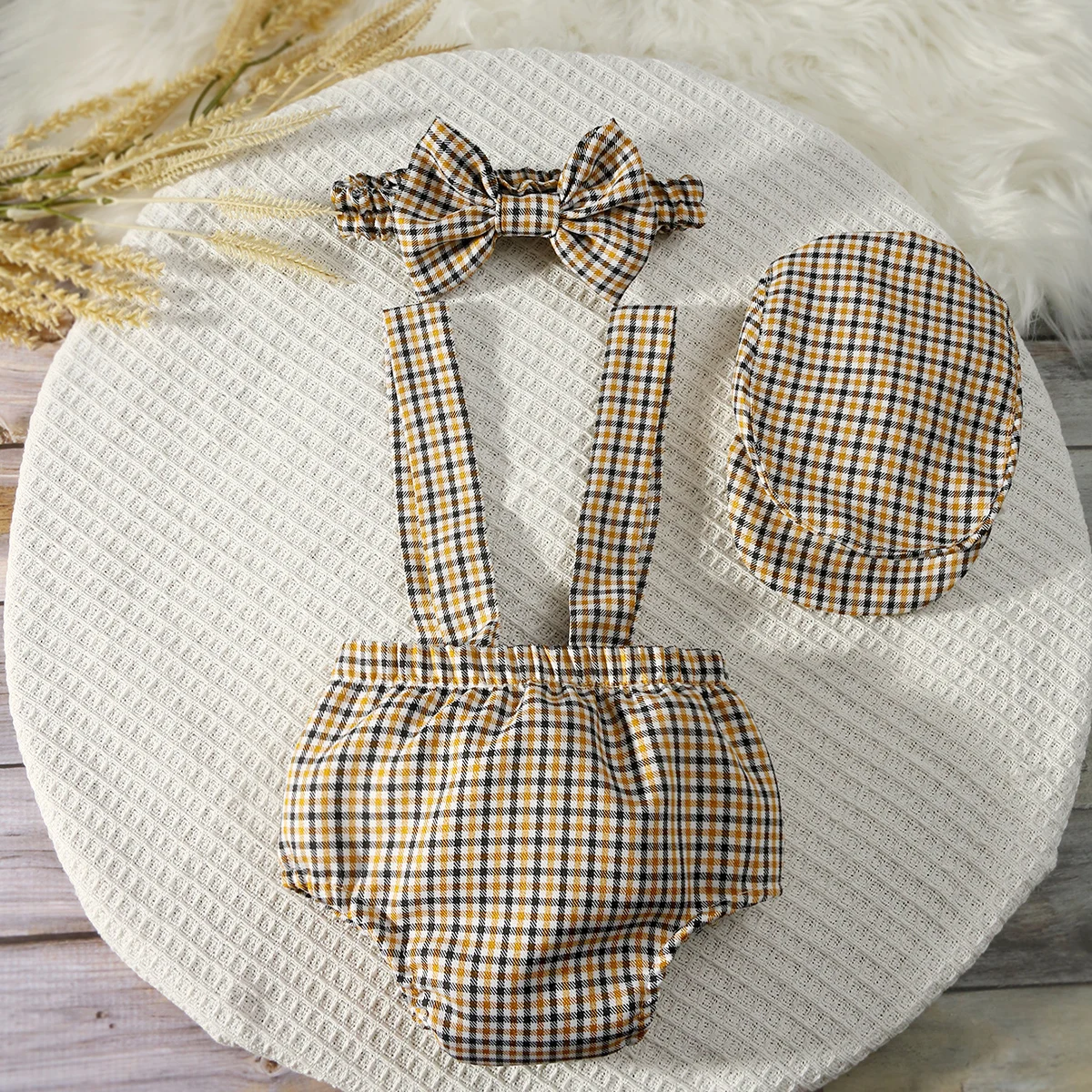 Ylsteed Newborn Boy Photography Outfit Little Gentleman Plaid Suspenders Trousers  Casquette Cap and Bow Tie Infant Photo Props