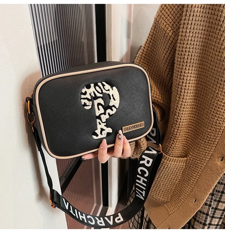 

Boutique Printed Shoulder Bag - Designer Crossbody Purse, Compact Yet Roomy, Fashionable Multi-Way Bag, Chic & Elegant