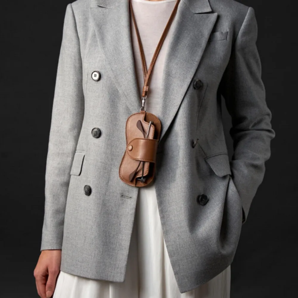 

Hanging Neck PU Leather Glasses Bag Sunglasses Pouch with Hanging Buckle Glasses Storage Bag Korean Style Eyewear Protector Case