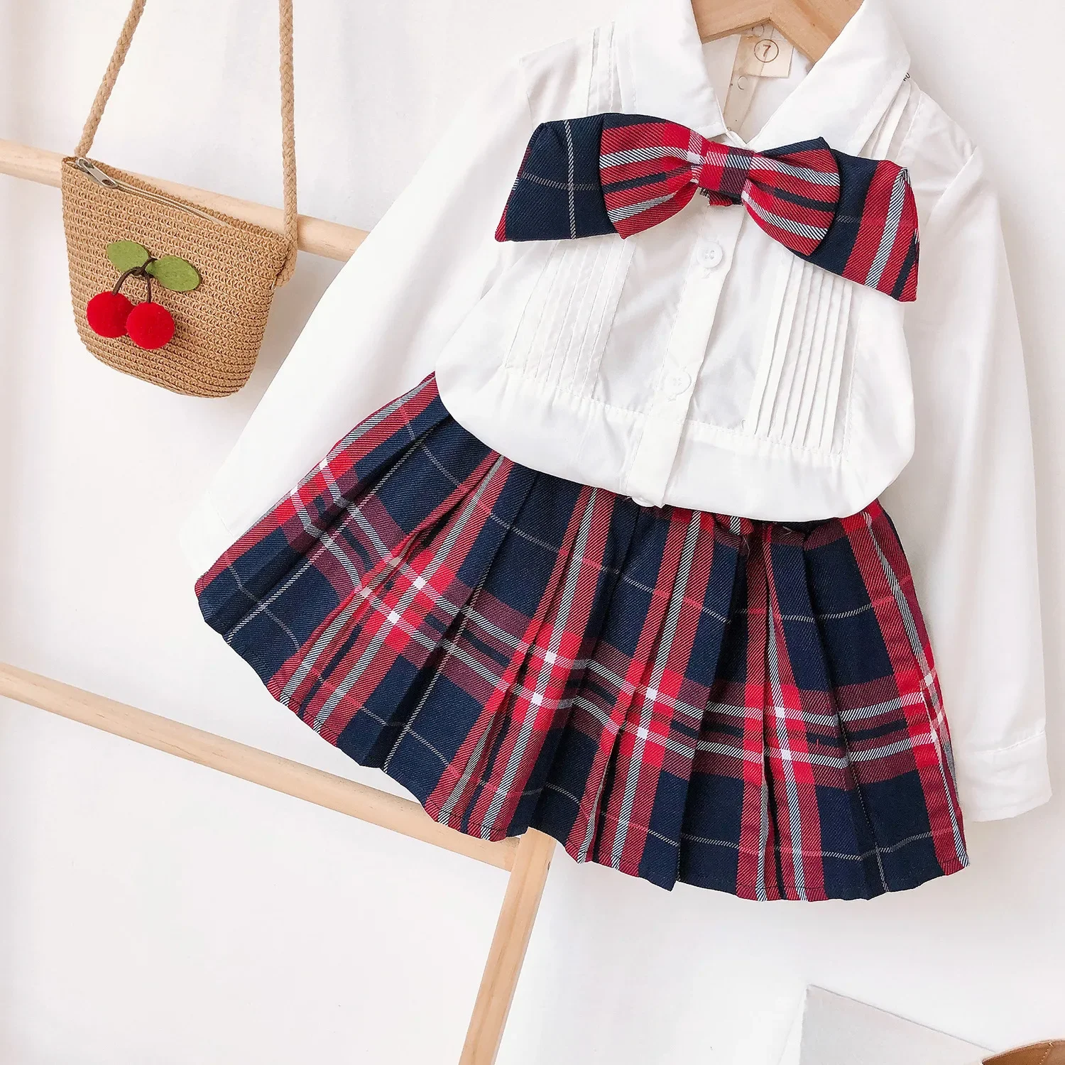 Children\'s Clothing Sets Bow Shirt + Pleated Skirt 2pcs Sets Girls Clothes Set 2 To 7 Years Kids Clothes Girls Outfit Set