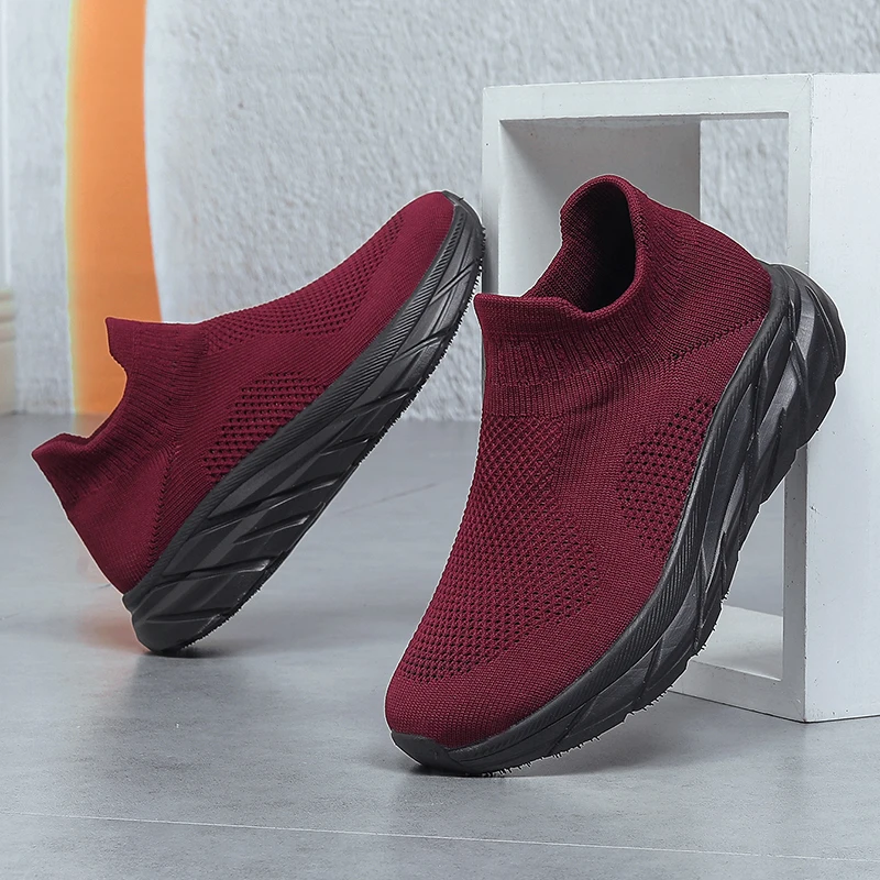 MAEDEF รองเท้าออกกำลังกายสำหรับผู้ชายน้ำหนักเบารองเท้าวิ่งระบายอากาศได้ไม่ลื่นออกกำลังกายกีฬาเดินรองเท้าผ้าใบสบาย