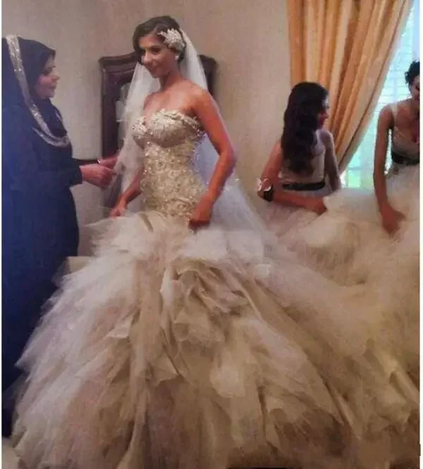 Customized Luxury Beaded Pearls Cathedral Train  Wedding Dress Strapless  Exquisite Appliques Mermaid Bridal Gowns