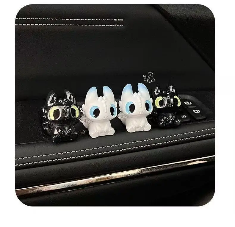Niedliche zahnlose Baby-Puppenfigur, Auto-Armaturenbrett-Dekoration, Mini-Sammlerstück, lustiges und ausgefallenes Accessoire, Geschenk für Freunde. – Detail 6