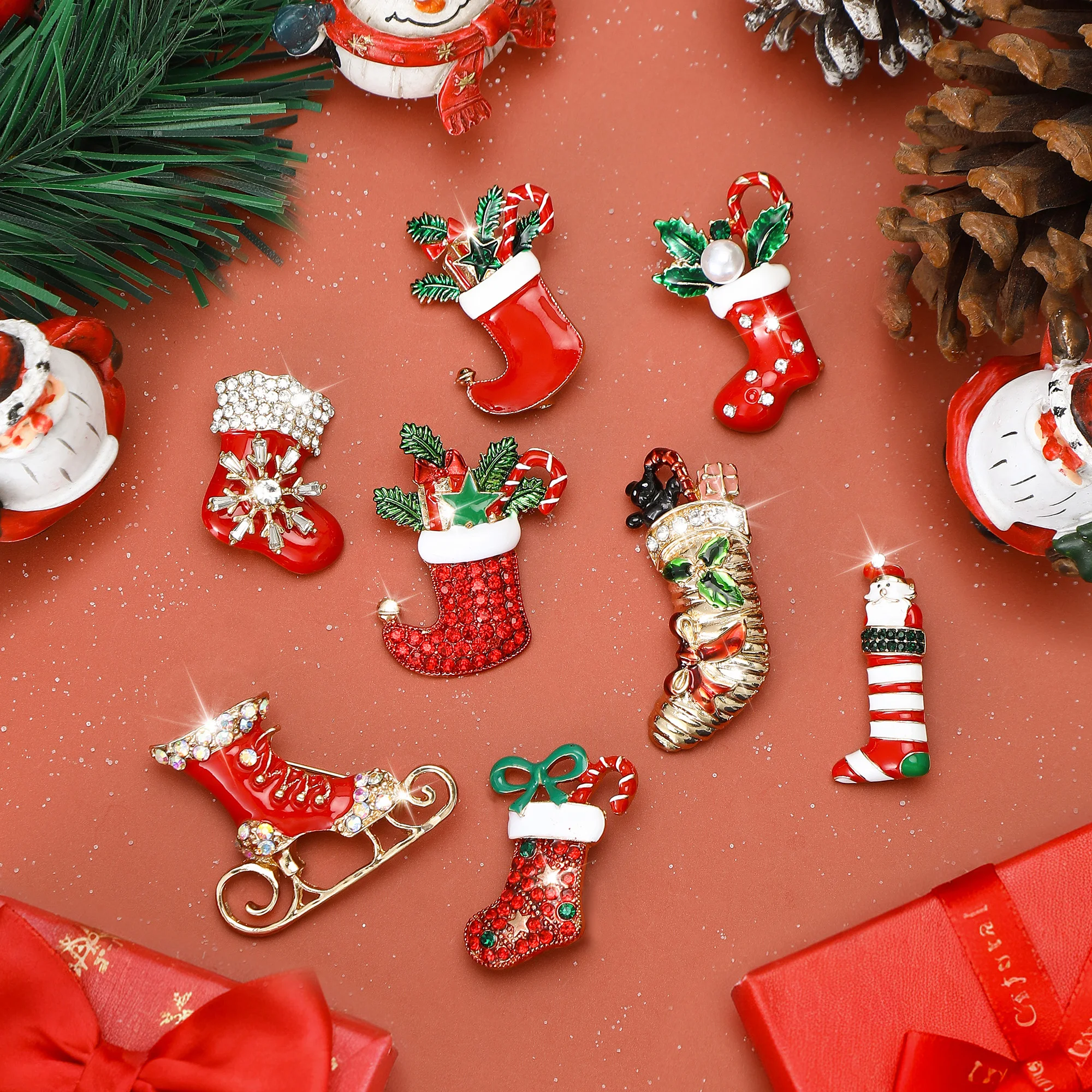 

Beaut&Berry Luxury Christmas Stocking Brooches for Women Unisex Christmas Day Pins Casual Party Holiday Accessories Gifts