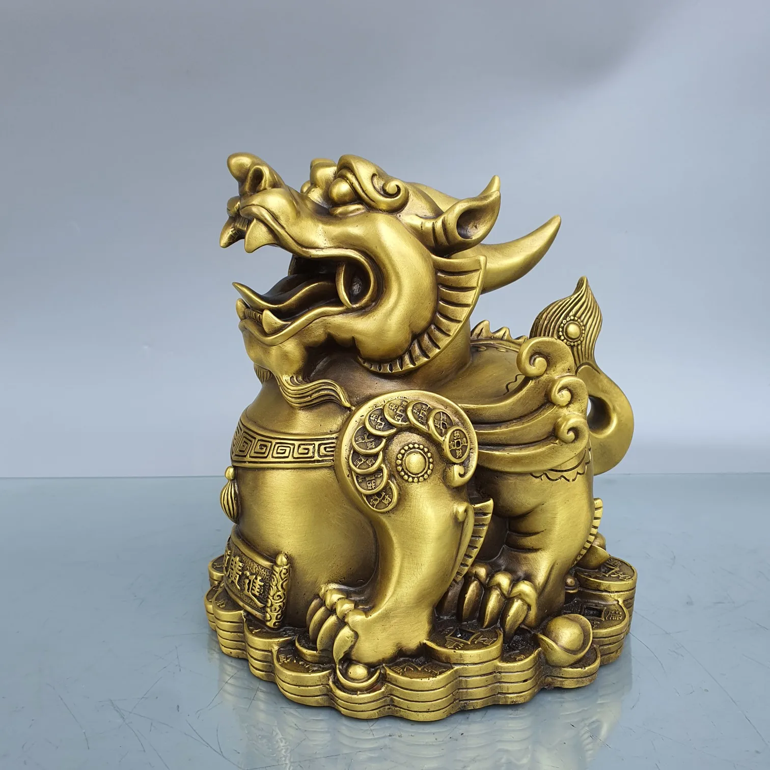 

9"Tibetan Temple Collection Old Brass Brave Troops Pixiu Statue flying Beast Ingots Gather fortune longevity Ornament Town house