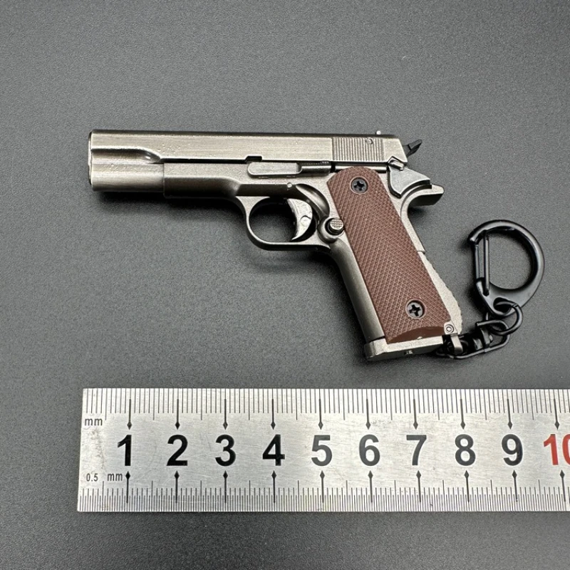 New 1:3 Scale Mini 1911 Metal Model Gun Shell Pop-up Keychain Detachable Decompression Toy Ornaments Men's Gift