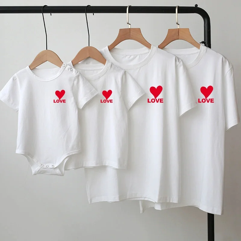 Summer Family Matching Suits Mother Daughter Love T-Shirt Dad Son Short Sleeve Blouse Parent-Child Top Baby Girls Boys Clothes