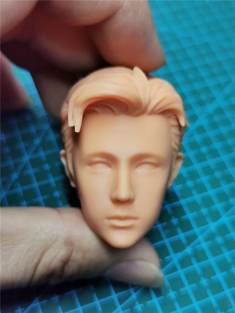 

Dolls 1/6 Scale YiBo Head Sculpt Model For 12 inch Action Figure Dolls Unpainted Head Sculpt No.328