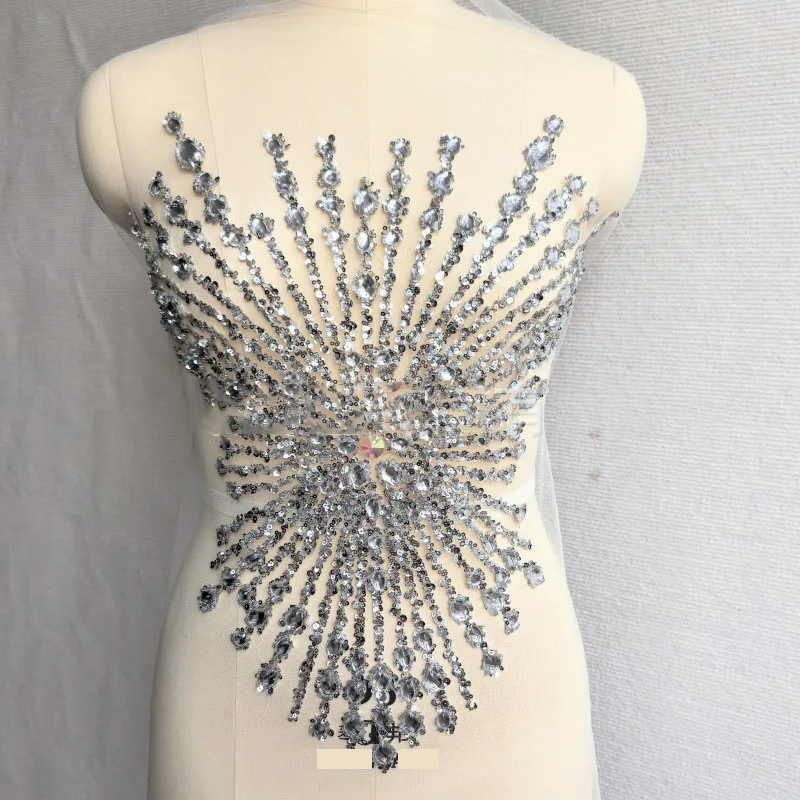 Mesh appliqué heavy beading sequined dresses, performance costumes, wedding dresses, and clothing accessories