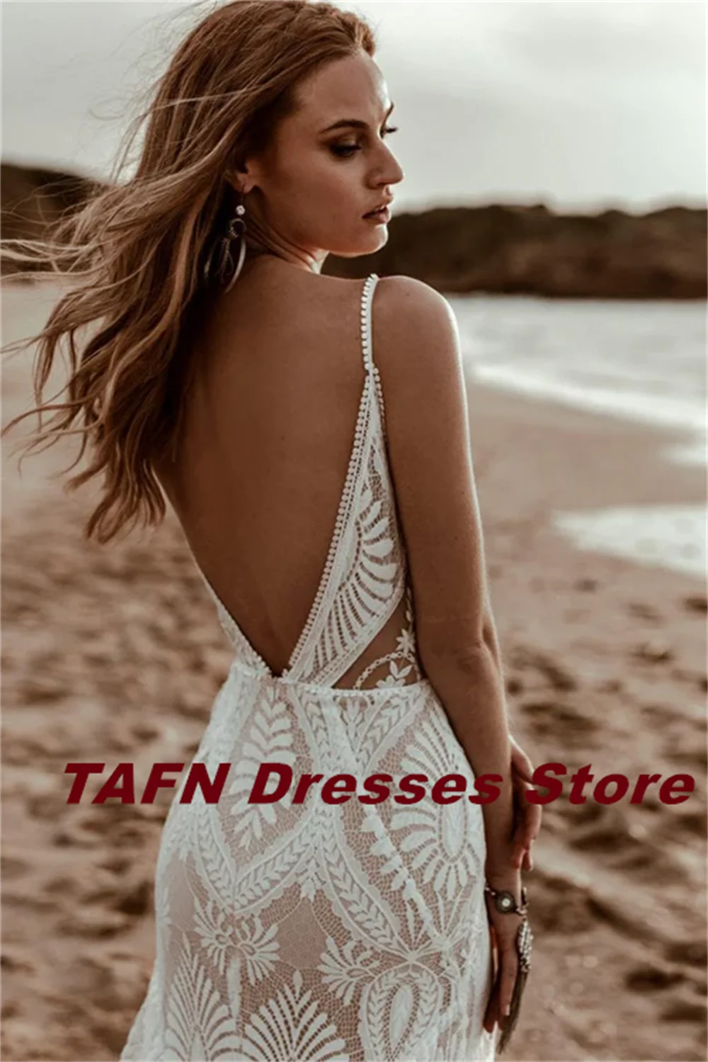 TAFN-Bohemian Wedding Vestidos com Spaghetti Straps, V-Neck, sem mangas, Backless, Bridal Gown, Sweep Train, A-line, Praia