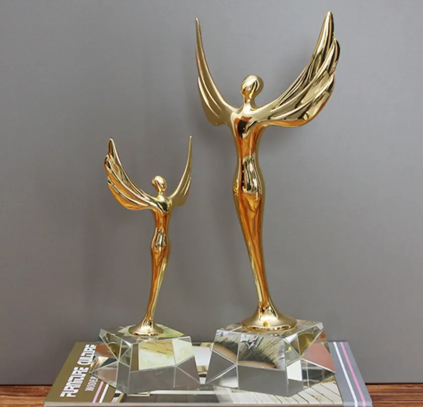 Sports Event Champions Trophy Home Decoration Costumized Logo Awards Words Basketball Football Golf Trophies and Awards Gift