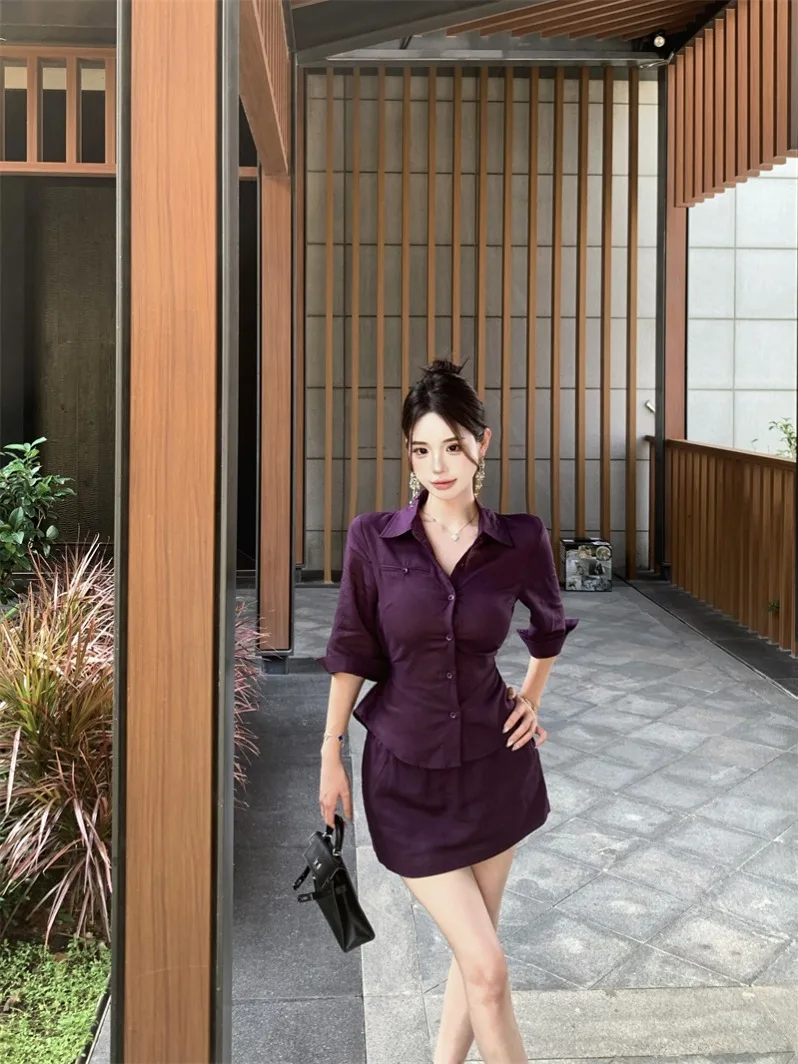 

Elegant Minimalist Moneyed Lady Style Purple Waist-Cinching Neck Shirt And High Waist Halter Skirt Two-Piece Women's Sum...