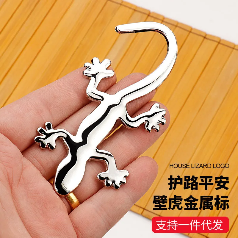 1 Pc Luminous Gecko Sticker Car Reflective Sticker Safety Warning 3D Stereo Sticker Scratch Blocking Stickers Auto Accessories