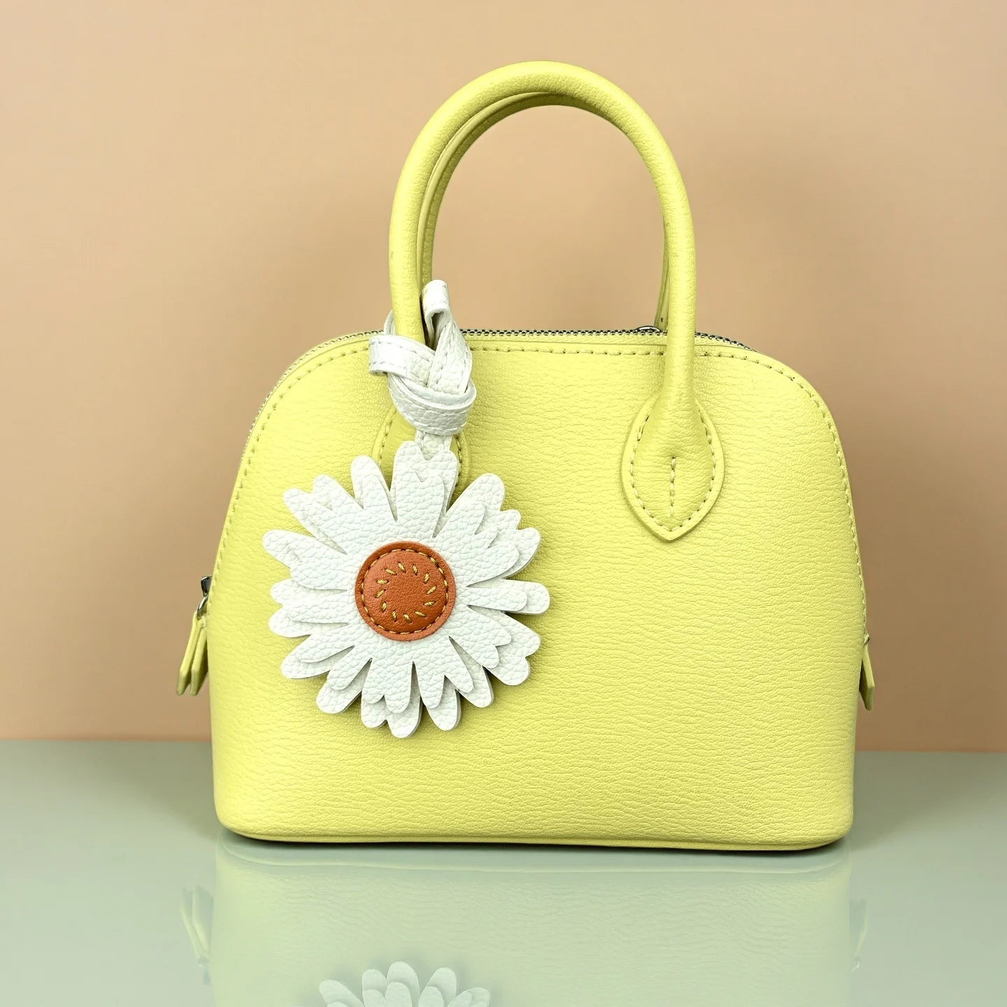 Set of 3 PU Leather Daisy & Sunflower Bag Charms – Handcrafted Floral Purse Keychain/Unique Flower Designs/Everyday Accessory