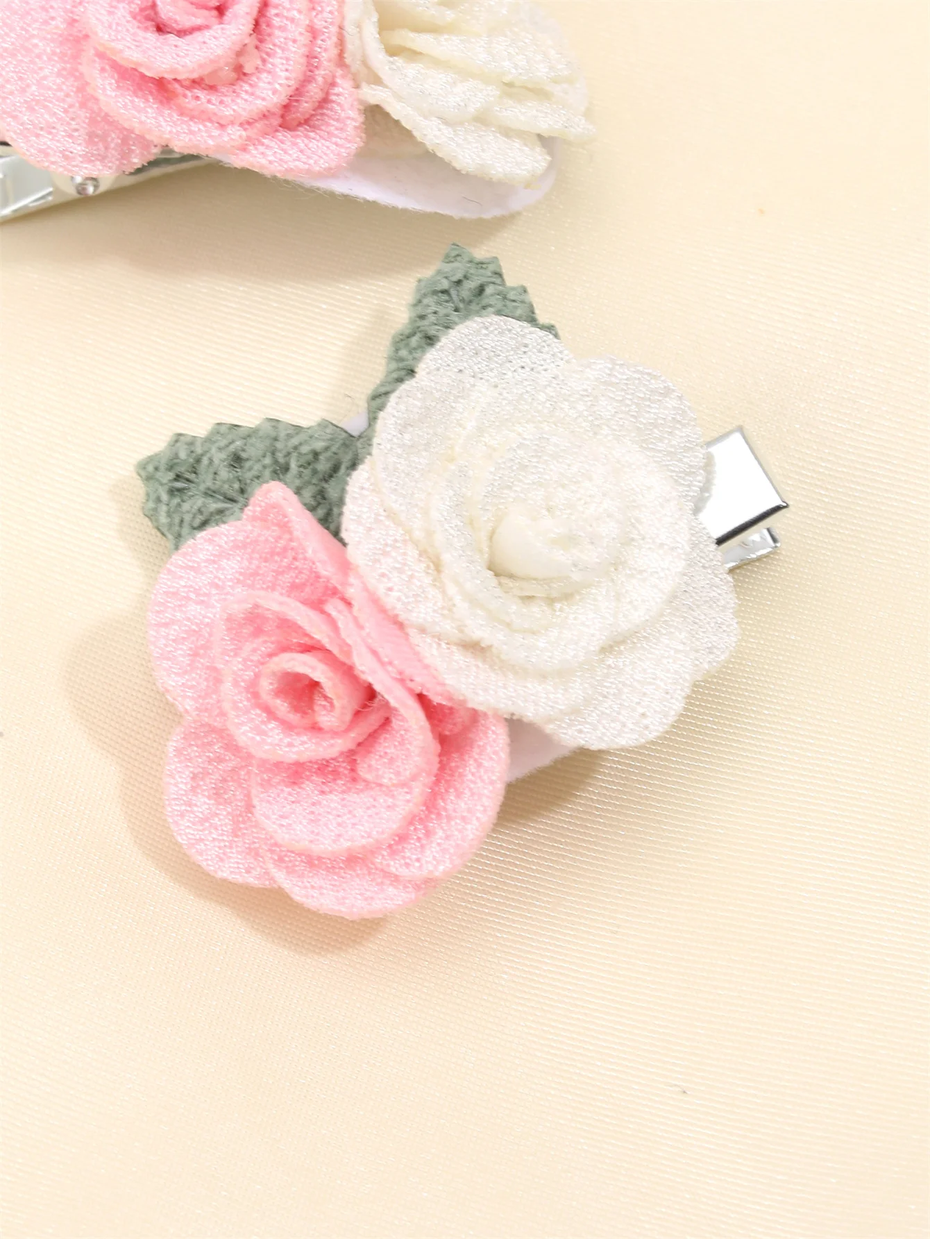 Artificial Flower Hair Clips for Girls Solid Small Flower Hairpins Sweet Barrettes Children Decorate Headwear Hair Accessories