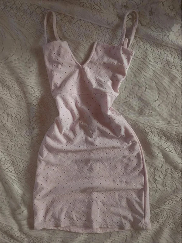 

Оригинальное розовое платье с вышивкой, ажурными бретелями, в винтажном стиле, летнее, сказочное, А-силуэт, из смесового хлопка, повседневное, для подружек невесты