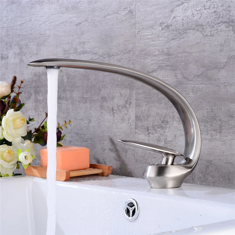 

Basin Faucet Nickel/Black Oil Brushed /Chrome Bathroom Faucet Basin Tap Rotate Single Handle Hot and Cold Water Mixer Taps Crane