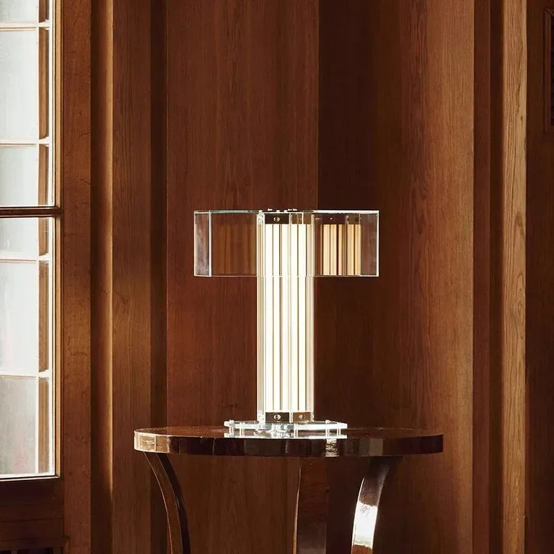 

Настольная светодиодная лампа в скандинавском стиле с итальянским дизайном, минималистичная, металлическая, для гостиной, столовой, спальни, домашнего декора, освещение