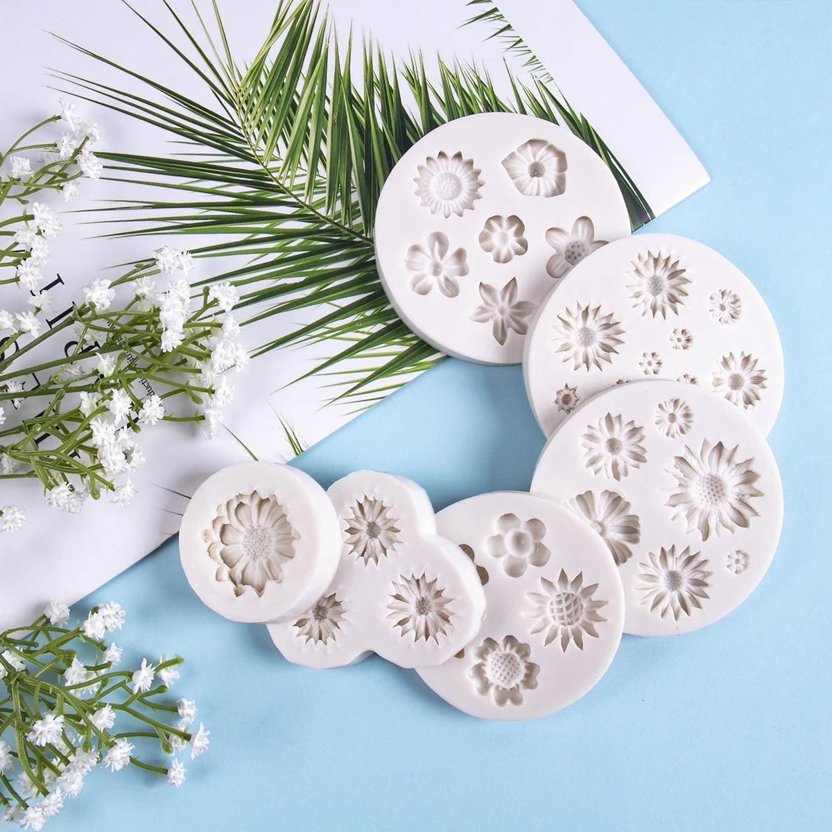 Picture 4: Soft Silicone Daisy Baking Mold 3D Wild Chrysanthemum Flower Shape Fondant Chocolate Making Mold home Cake Decorating Tools