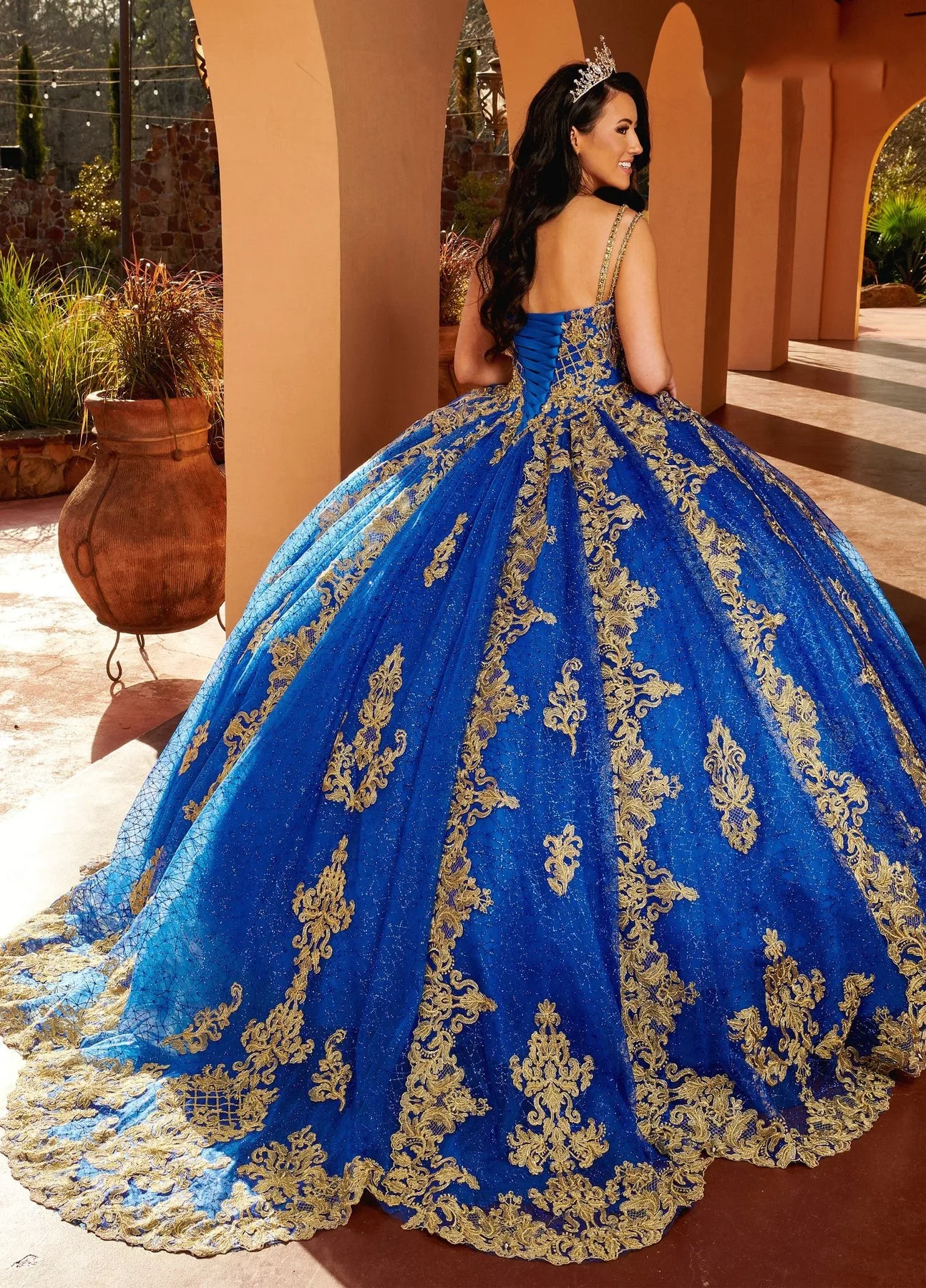 Royal Blue Charro Quinceanera Dresses Ball Gown Spaghetti Straps Appliques Beaded Puffy Mexican Sweet 16 Dresses 15 Anos