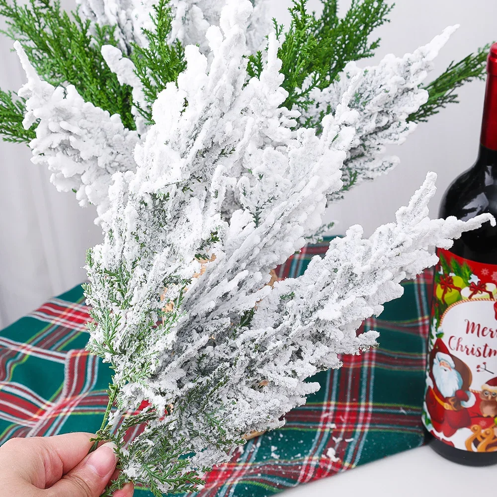 Artificial Pine Needles Branches Christma Fake Snowy Pine Plastic Greenery Stems DIY Xmas Tree Garland New Year Party Décoration