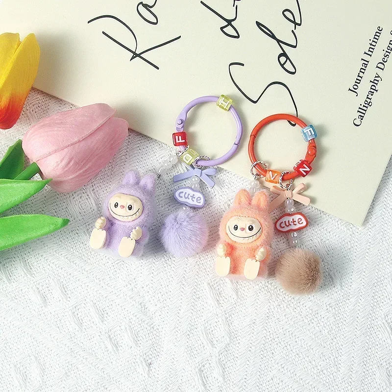 MINISO Anime Kawaii Mode Labubu Schlüsselanhänger Anhänger Niedliche Cartoon Kreative Ins Handytasche Dekoration Geschenke für Kinder