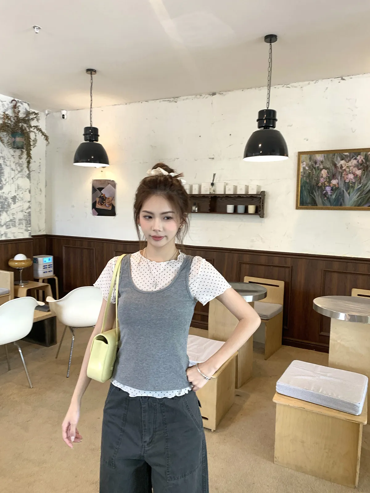Summer Slim Fit Halter Neck Polka Dot T-Shirt Women's Sweet Minimalist Short Sleeve Two Piece Set Fashionable Lace Detail