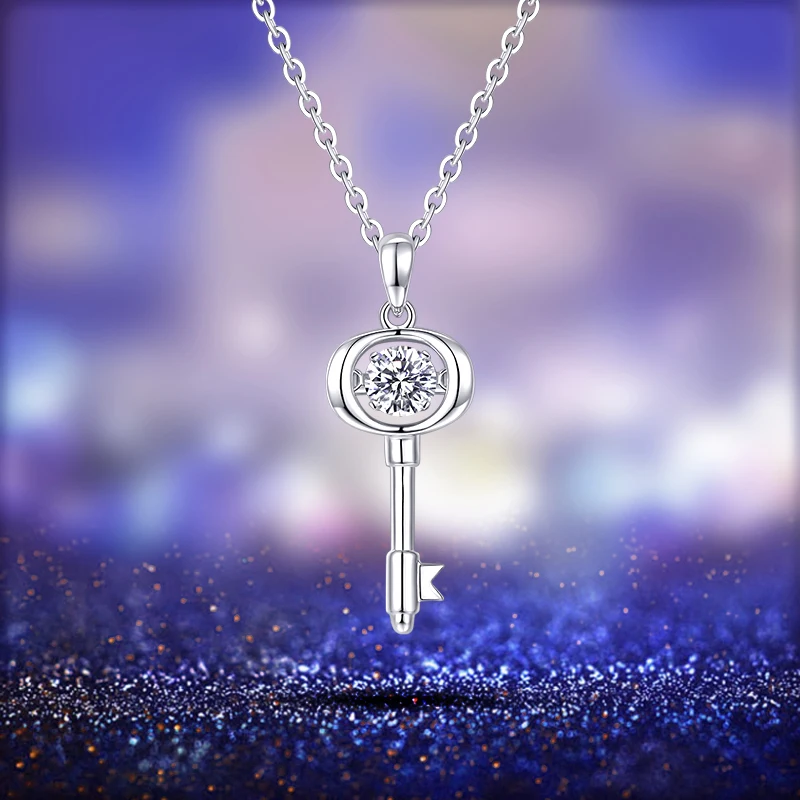 Versatile Fashion Women's Necklace Beating Gem 925 Sterling Silver 0.5CT D VVS Moissanite Pendant Unique Key Design Fine Jewelry