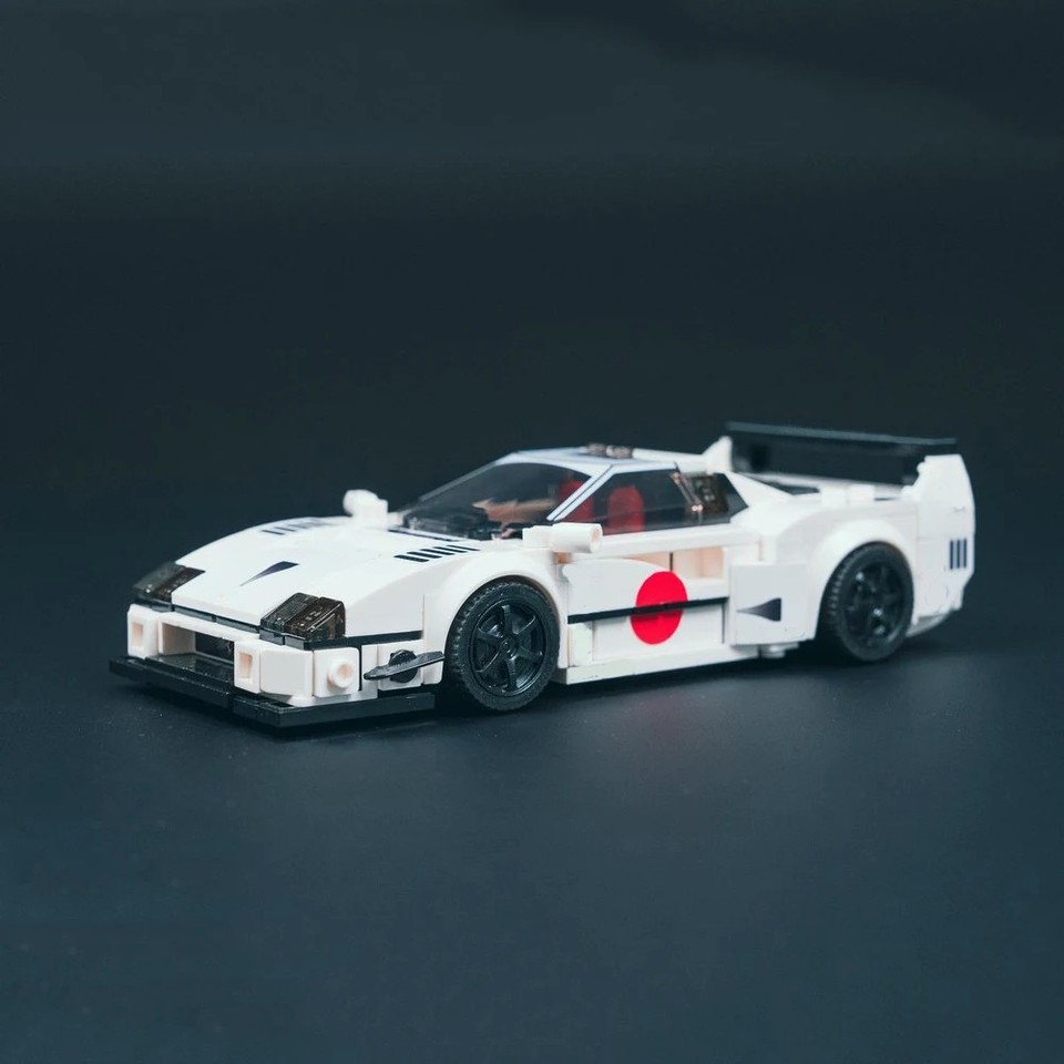  351PCS MOC Champion series DIY Walk F40 Building Blocks Splicing Assembly Model Toy Brick Children's Birthday Gift With Stickers 
