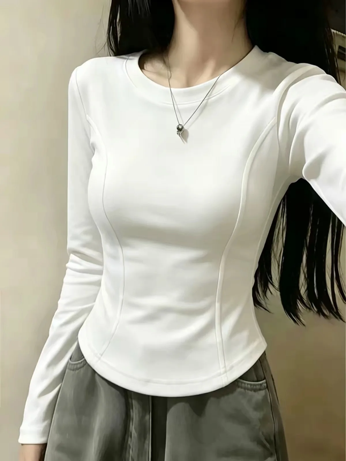 White Fishbone round Neck Long Sleeve Base Shirt Women's Slim Fit Autumn Winter T-Shirt Inner Wear Casual Style Fashion Top