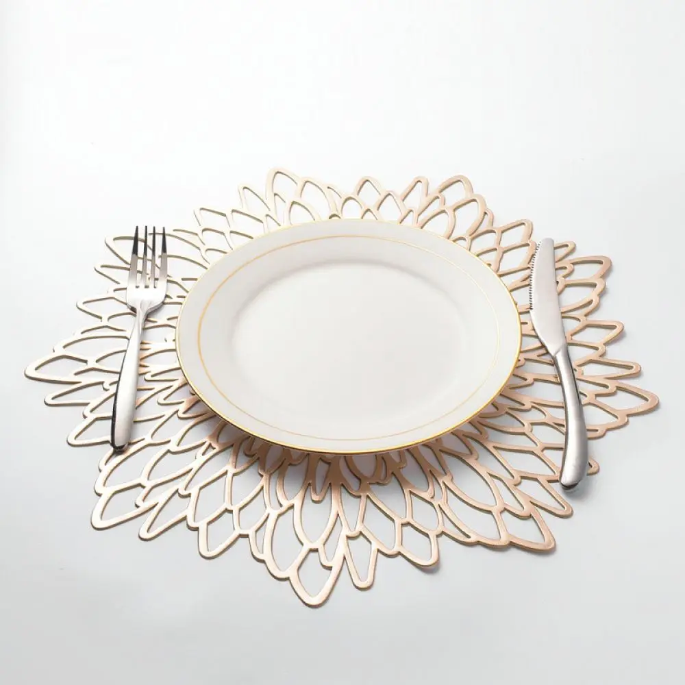 Luxury Gold Silver Rose Gold Table Mat PVC Hollow Placemat European Style Kitchen Dining Table Decoration Protector