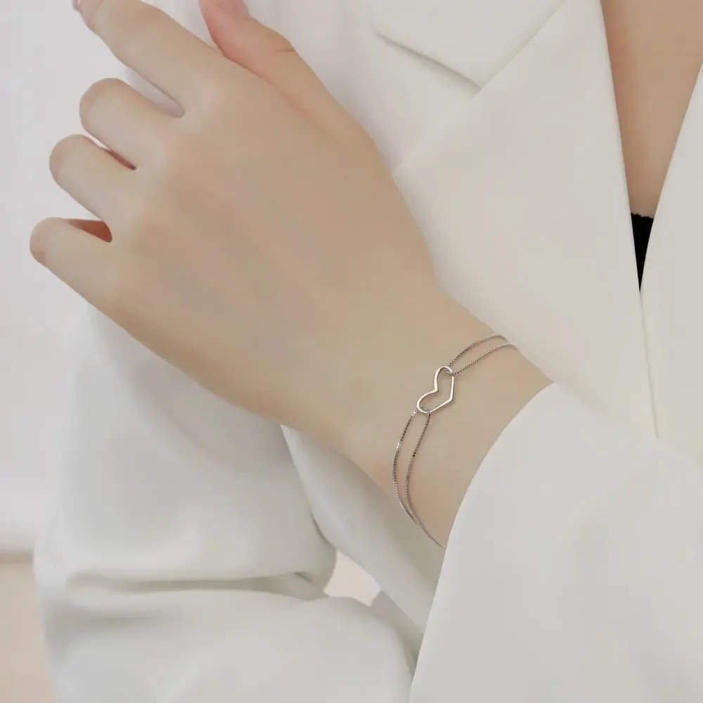 STL Japanese and Korean S925 Sterling Silver Love Bracelet for Women with A Design Sense That Is Niche and Versatile
