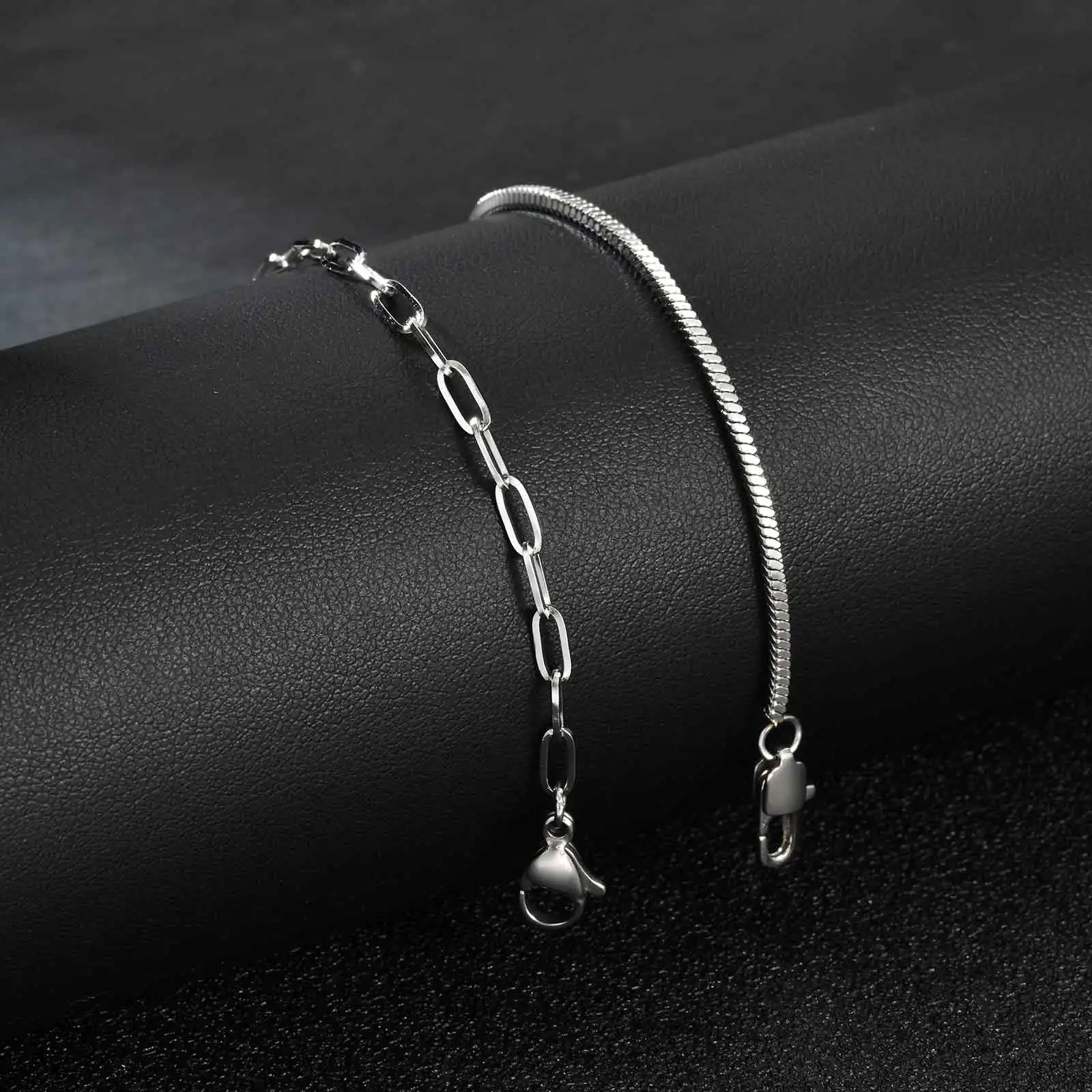 2 Stück Büroklammer-Kettenarmband für Männer, nie verblassende silberfarbene dünne Kettenarmbänder, einfache klassische Ketten als Geschenk – Detail 2