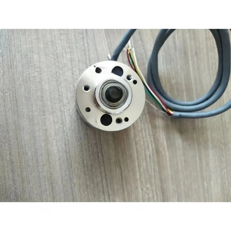 Supply new OVW2-20-2MHT encoder outer diameter 38 shaft diameter 6 pulse 2000 high quality -1024