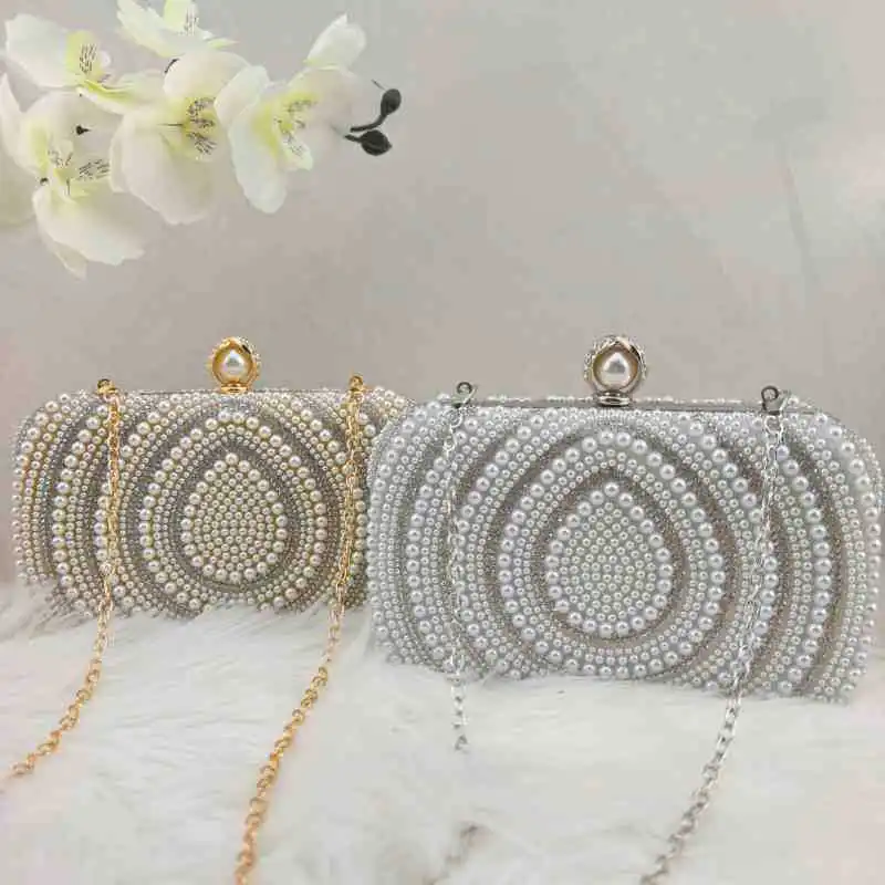 

European and American hand-held pearl-encrusted diamond box bag, dinner bag, celebrity dress banquet